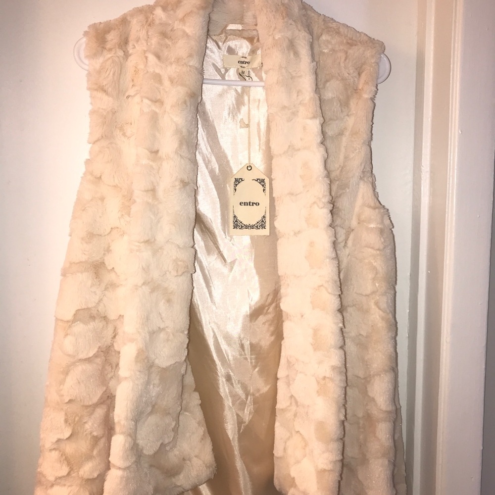 Fur vest